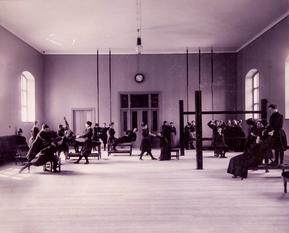 Sjukgymnastik Gymnastiska Centralinstitutet Stockholm ca 1900, gih0082