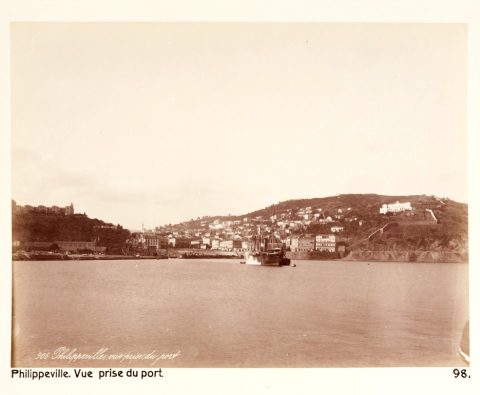 Skikda, Algeriet. Vy från hamnen - Hallwylska museet - 107958