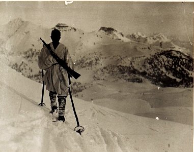 Ski Patrouille auf C.V.d.Puartis (BildID 15496682) photo