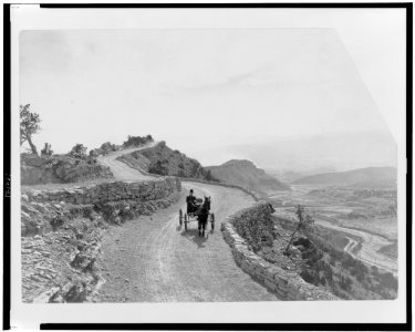 Sky Line Drive, near Canon City, Colorado - on the Denver & Rio Grande Railroad LCCN98511137