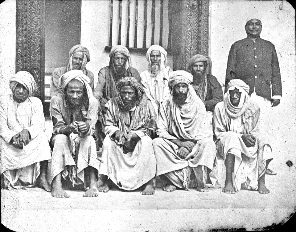 Slave dealers caught in the act RMG E9138