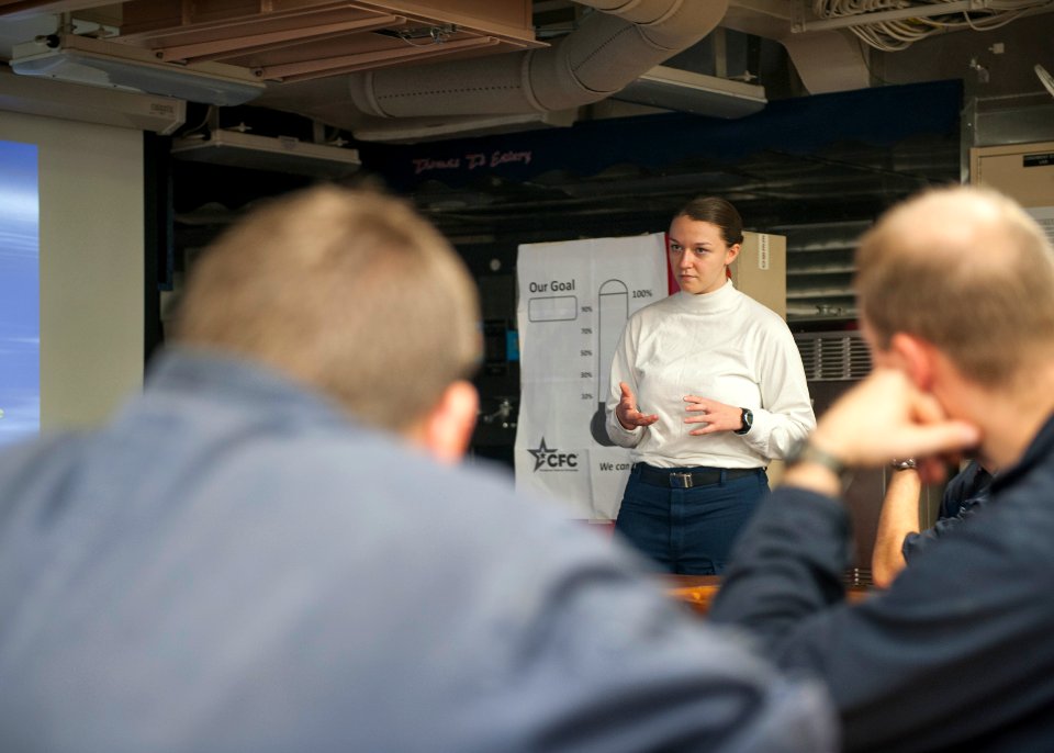 Sleep hygiene class aboard USS Truxtun 140927-N-EI510-019