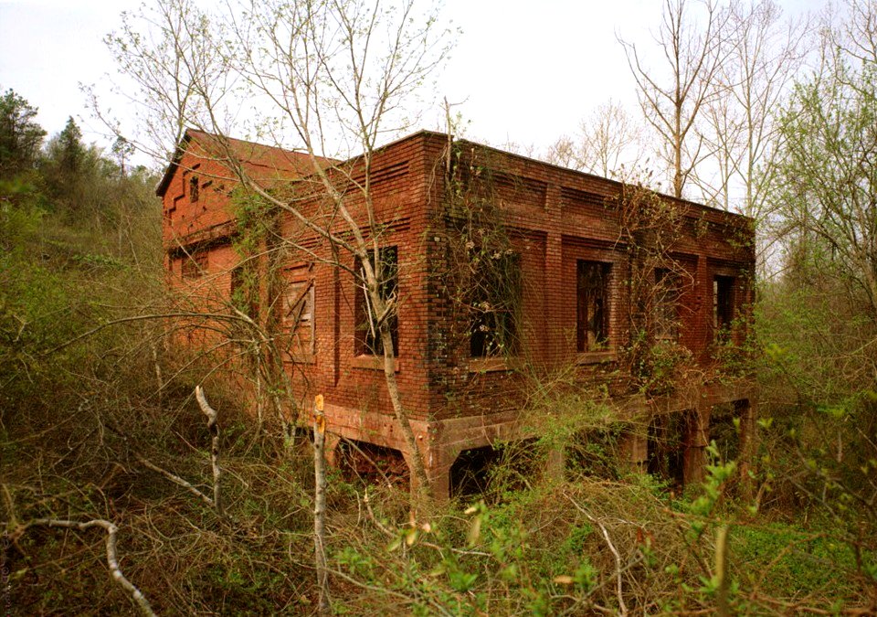 Sloss Red Ore Mine No. 2 Hoist House