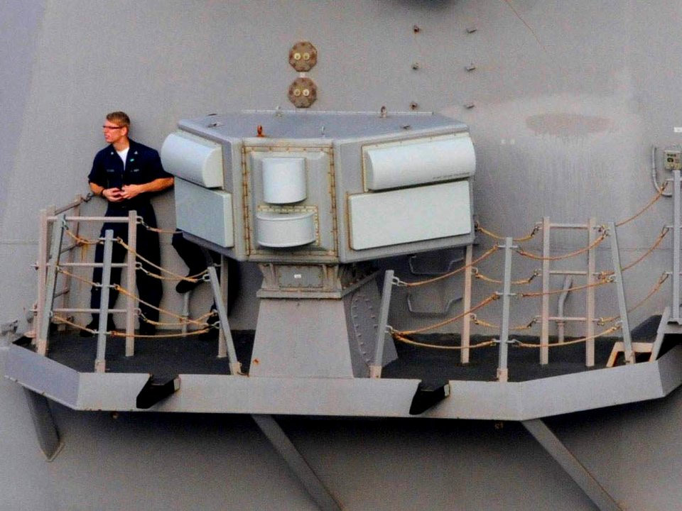 SLQ-32 Radar DDG-101 Gridley 2009-09-06