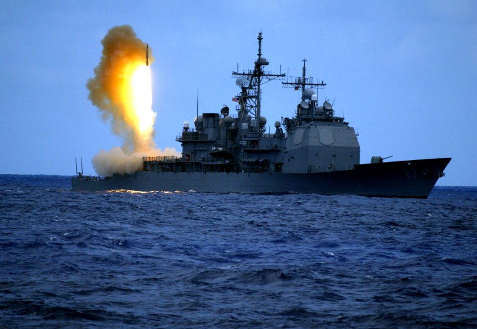 SM-3-launch-USS Shiloh-20060622