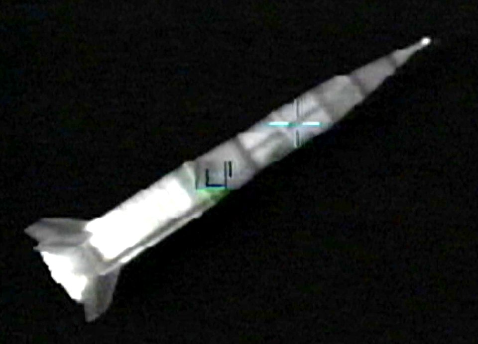 SM3 021121-N-0000X-006