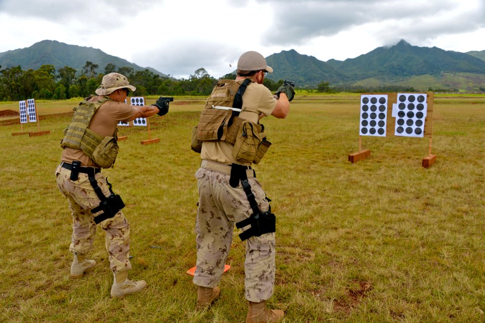 Small arms marksmanship training, RIMPAC 2014 140707-N-TM257-091