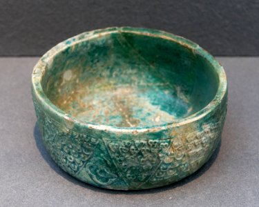 Small dish Louvre MAO S786