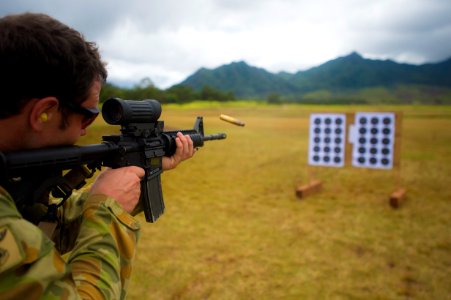 Small Arms Marksmanship Training, RIMPAC 2014 140707-N-CN059-124