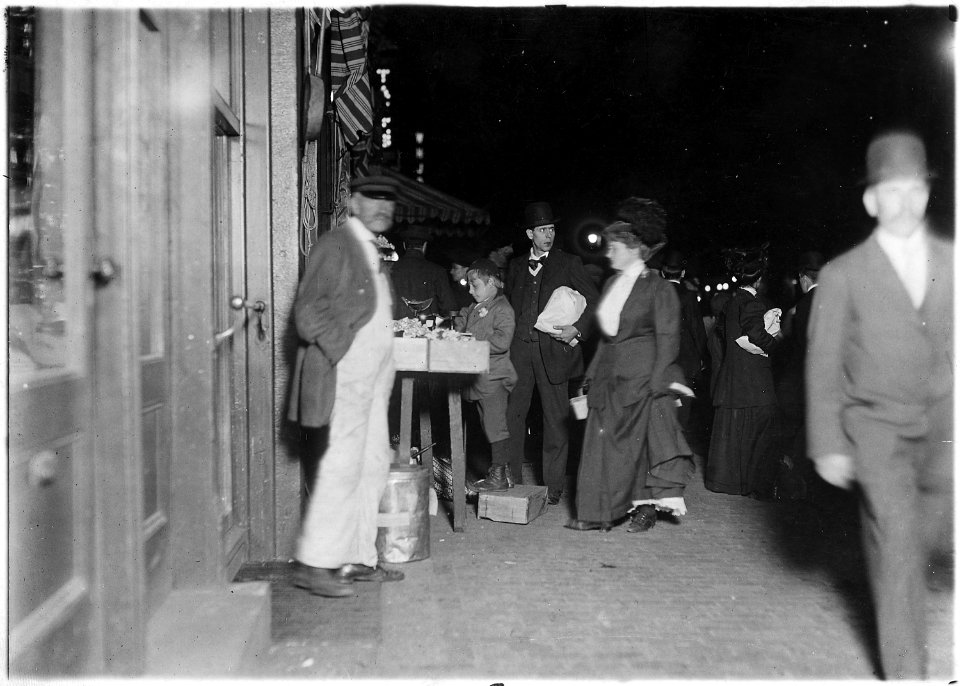 Small vender selling late at night in Boston Market. Boston, Mass. - NARA - 523217