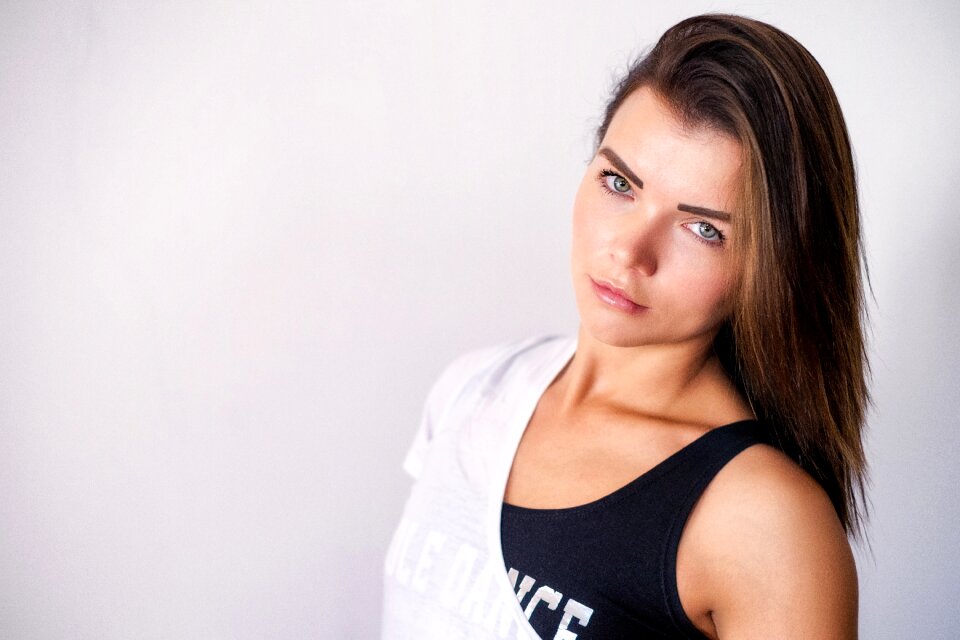 Model photoshoot eyes