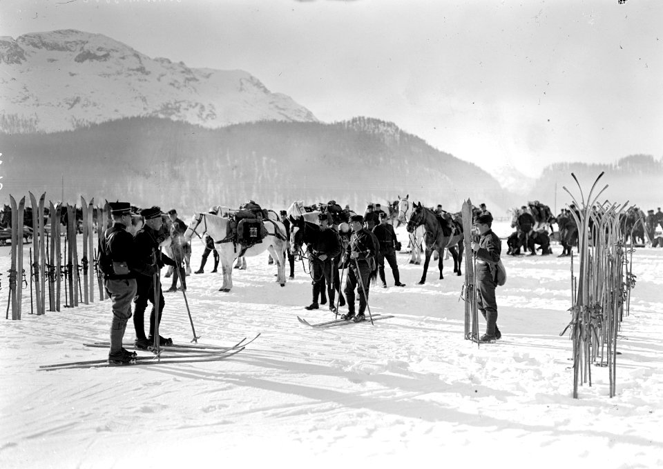 Soldaten auf Skiern - CH-BAR - 3239386