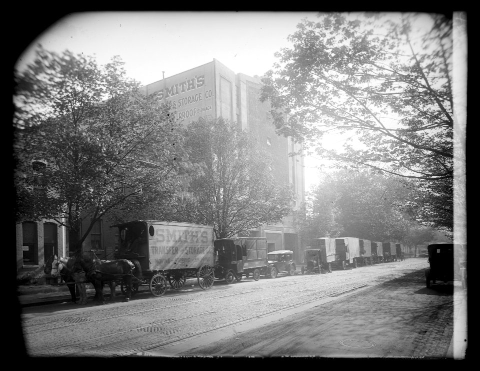 Smith Storage Co., 13th & U, N.W., (Washington, D.C.) LCCN2016851936