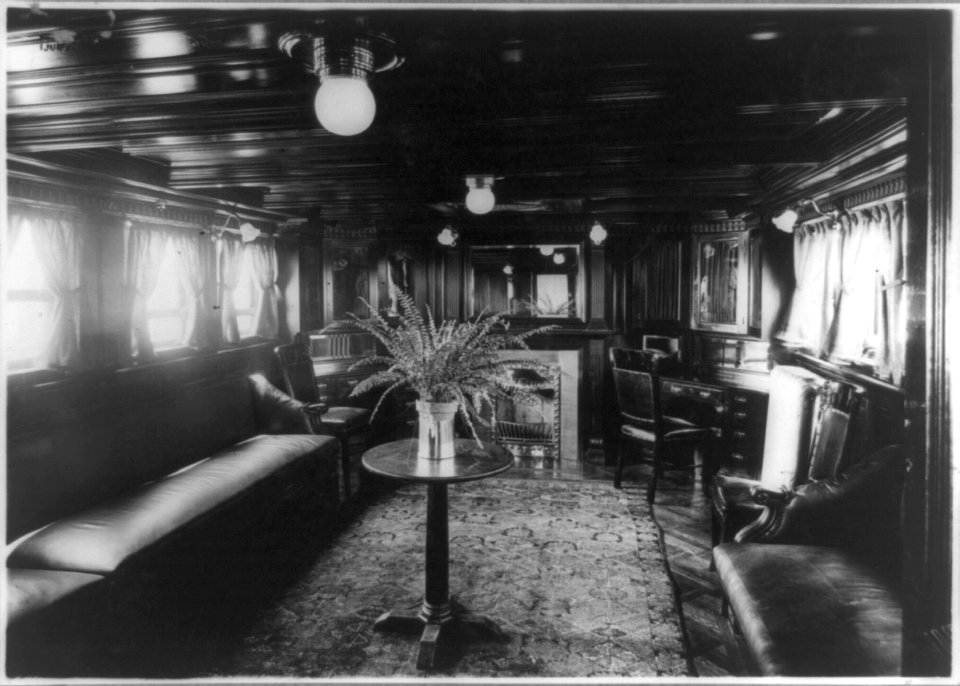 Smoking room on the presidential yacht Mayflower LCCN89711953