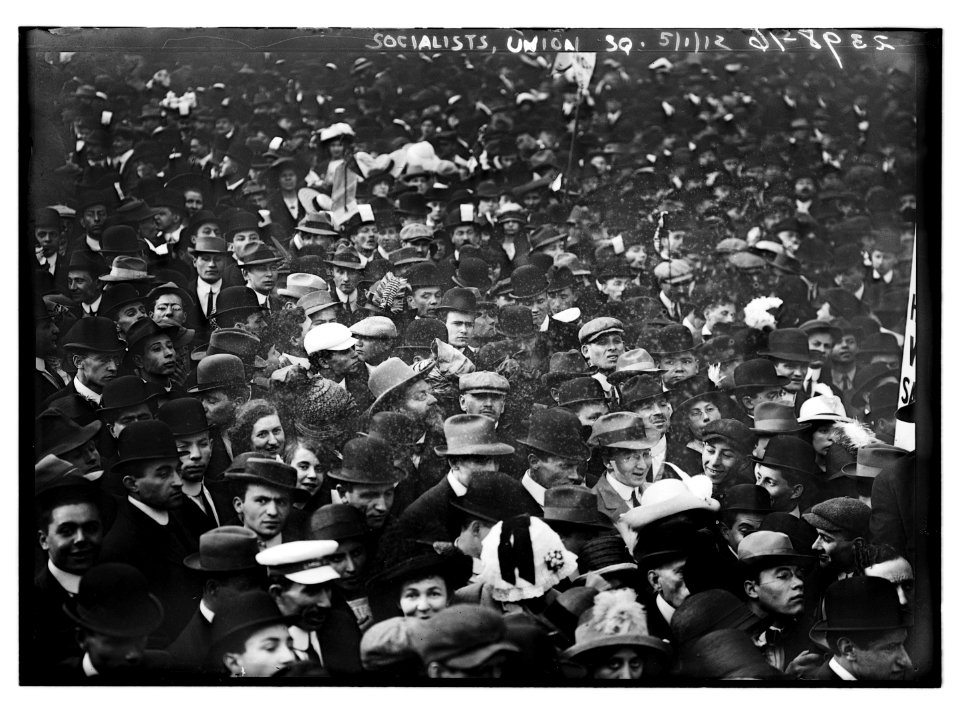 Socialists, Union Sq. LCCN2014690383