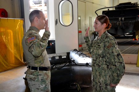 SOCAF Commander Visits NAVSCIATTS 170308-N-TI567-111