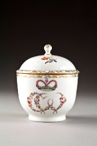 Sockerskål med lock - Hallwylska museet - 93744