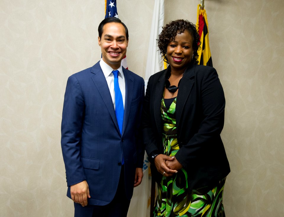 SOHUD Castro Visit Baltimore Field Office (15372545317)