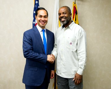 SOHUD Castro Visit Baltimore Field Office (15372544457)