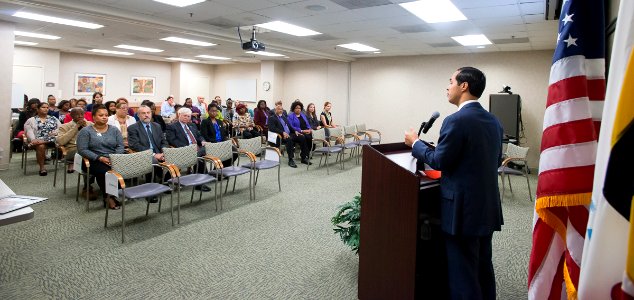SOHUD Castro Visit Baltimore Field Office (15372915810)