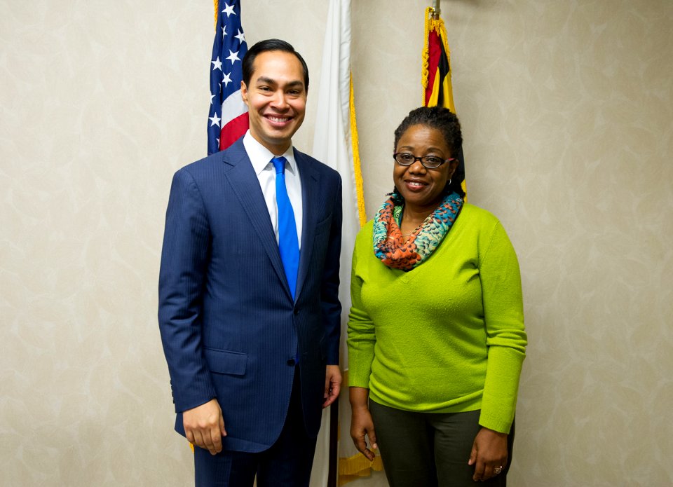 SOHUD Castro Visit Baltimore Field Office (15559386642)