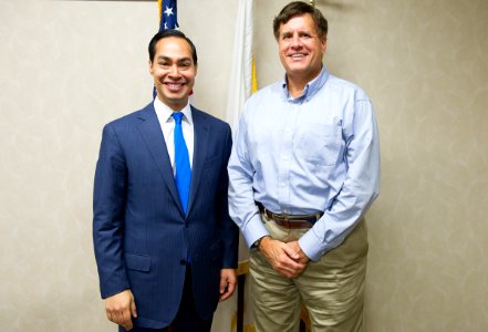 SOHUD Castro Visit Baltimore Field Office (15372414828)