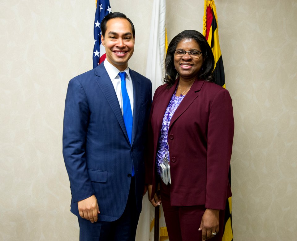 SOHUD Castro Visit Baltimore Field Office (15534845316)