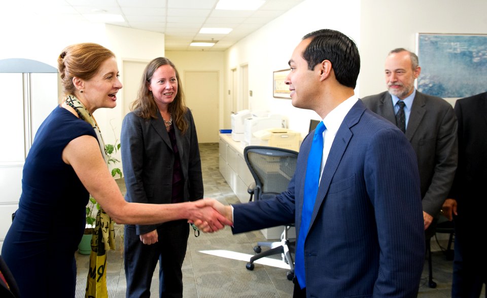 SOHUD Castro Visit Baltimore Field Office (15558553885)
