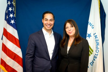SOHUD Visits LA (15897689853)