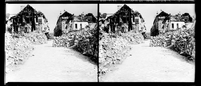 Soissons. Intérieur de la ville le 12-9-18 - Fonds Berthelé - 49Fi1109