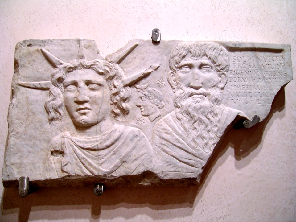 Sol Invictus y Júpiter Doliqueno 2m s II CNE