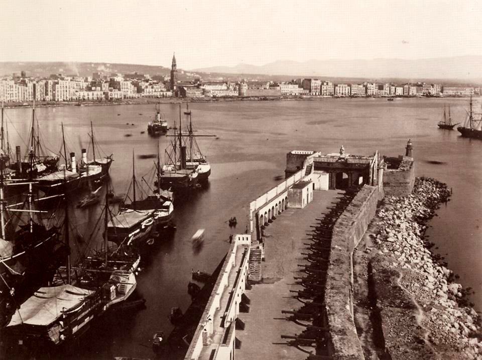 Sommer - Napoli, molo del porto