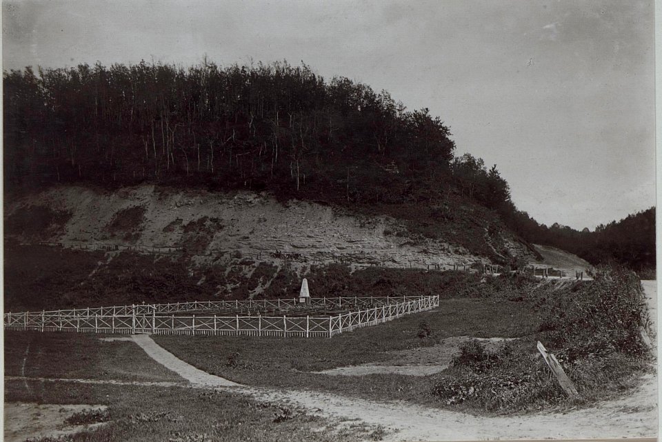 Soldatenfriedhof am Fuß der Höhen bei Zurawno (BildID 15441950)