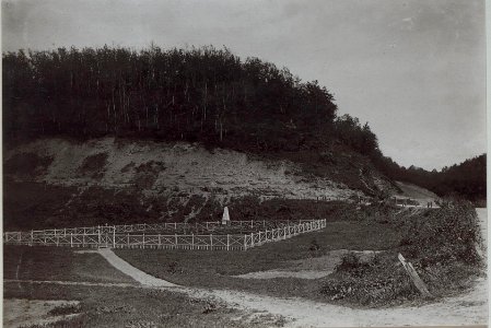 Soldatenfriedhof am Fuß der Höhen bei Zurawno (BildID 15441950)