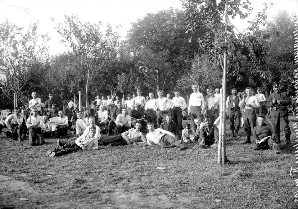 Soldaten nach der Impfung - CH-BAR - 3237345
