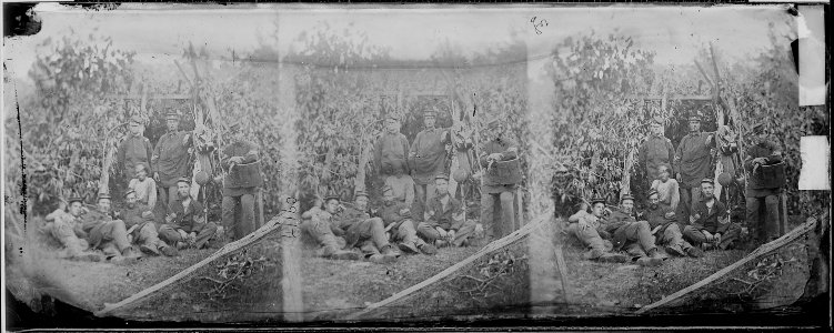 Soldiers - NARA - 529625