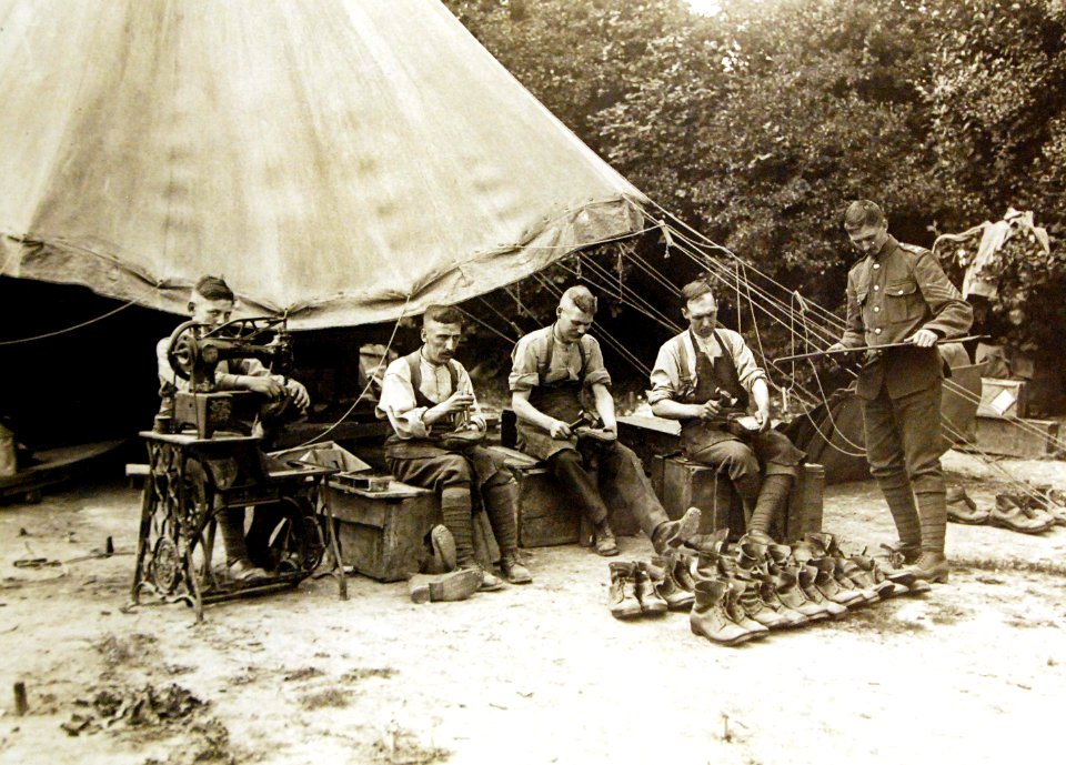 Soldier training of bootmakers at British training camp, 1917, WWI (29845506036)