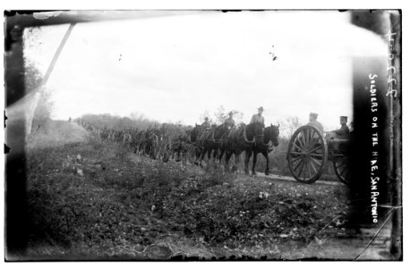 Soldiers on the Hike, San Antonio LCCN2014689363