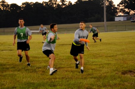 Soldiers take Frisbee to ‘Ultimate’ level (6149582495)