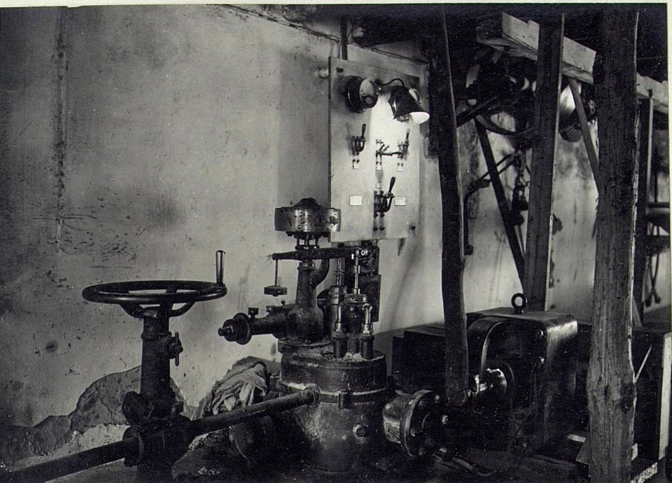 Soligo, Dynamo mit Turbine (250 Volt 32 Ampere.) (BildID 15673031)
