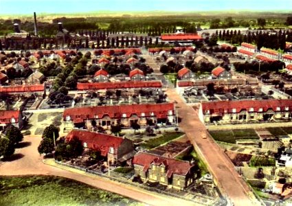 Somain - Cité De Sessevalle, photochrome d'une vue aérienne (B)