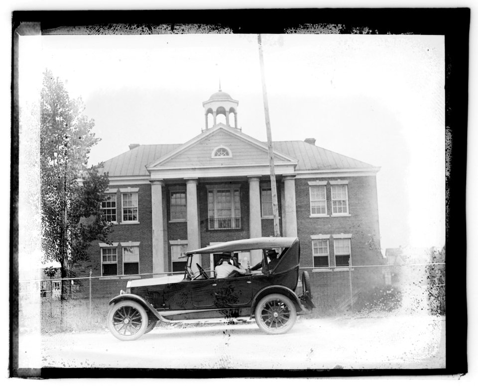 Solomon's Island Tour Court House at (...) LCCN2016828330