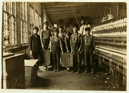 Some of doffers and the Superintendent, Catawba Cotton Mill, Newton, N.C. Ten small boys and girls about this size out of a force of 40 employees. LOC cph.3b37516