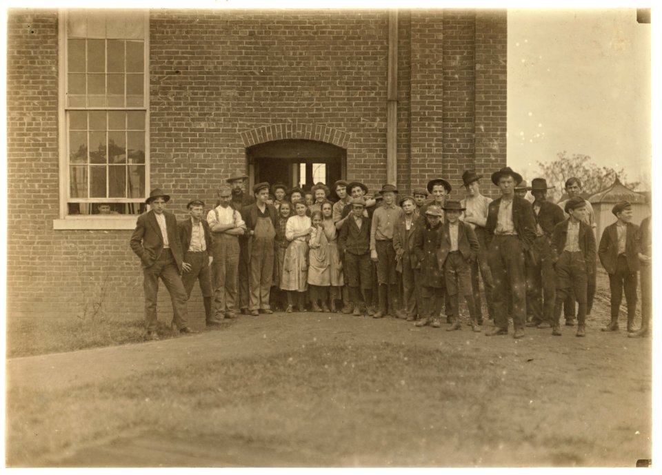 Some of the children in King Cotton Mill. Augusta, Ga. LOC nclc.01643