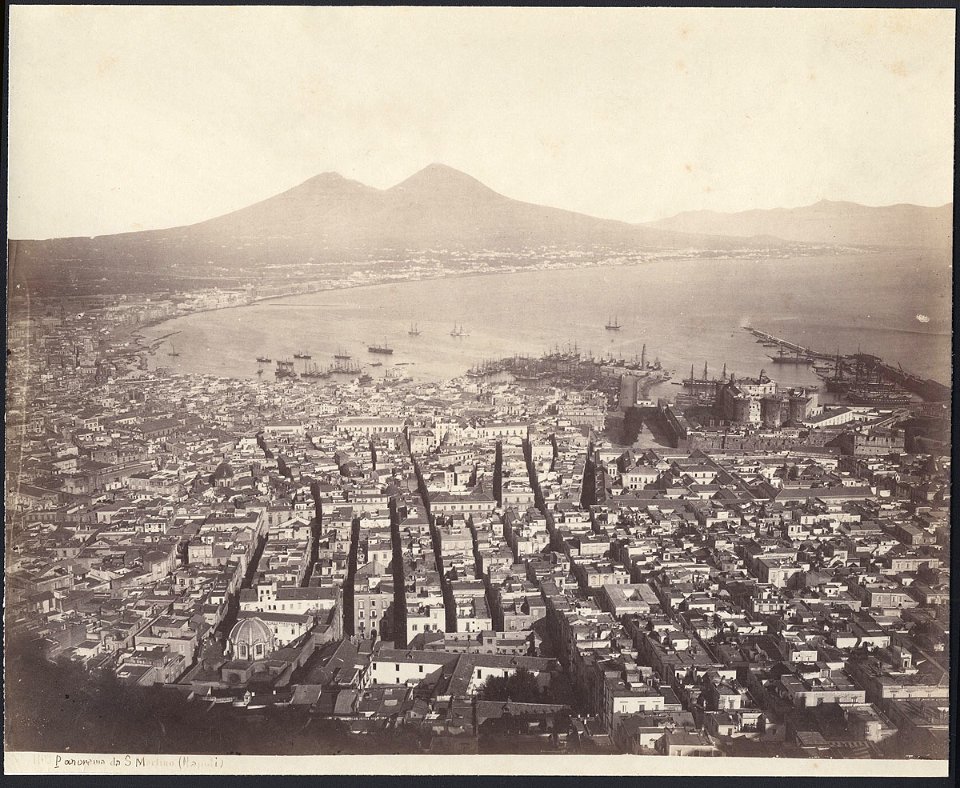 Sommer, Giorgio (1834-1914) - n. 1103 - Panorama da San Martino (Napoli)