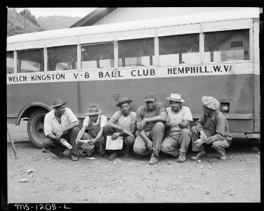 Some of the members of the baseball team of Exeter-Warwick Mines. Kingston Pocahontas Coal Company, Exeter Mine... - NARA - 540727
