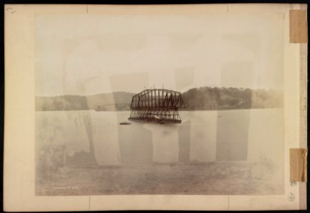 Span no. 6 of Hawkesbury River Railway Bridge, New South Wales, Australia, floating on pontoon towards piers) - C. Bayliss photo, Sydney LCCN2016651673
