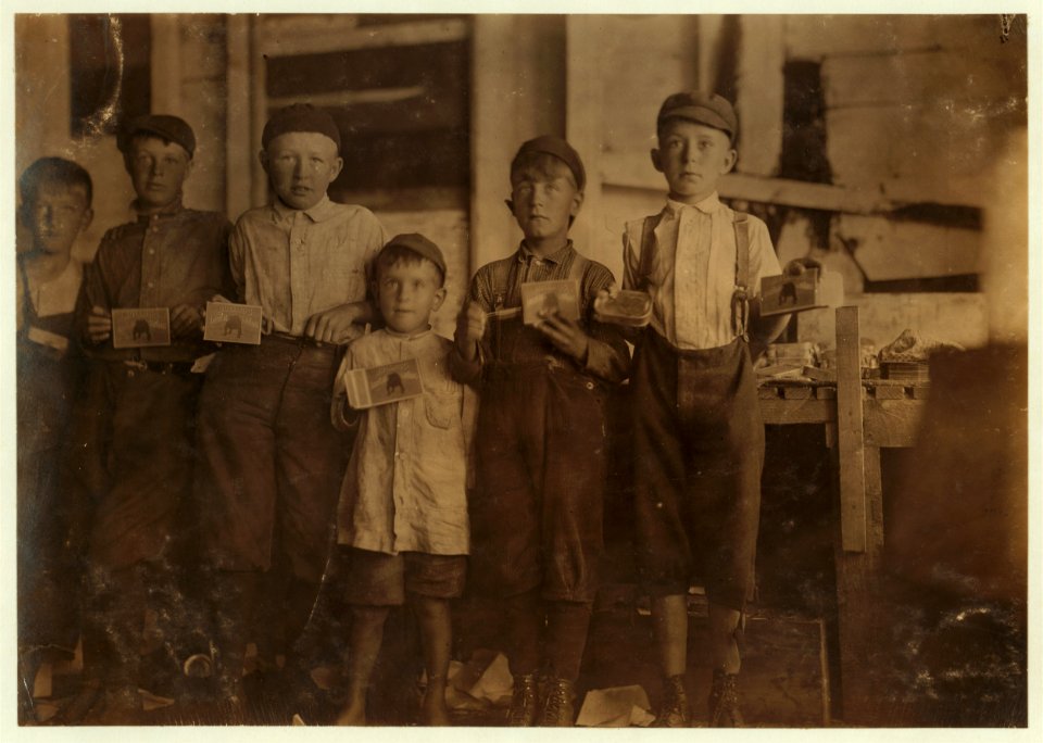 Some of the young cartoners in work room, Seacoast Canning Co., Factory -2. Five year old Preston working also. LOC cph.3b33765