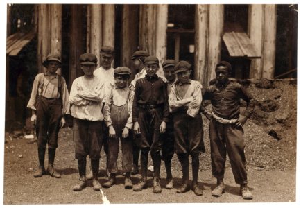 Some of the youngsters on day shift (next week on night shift) at Old Dominion Glass Co., Alexandria, Va. I counted 7 white boys and several colored boys that seemed to be under 14 years LOC cph.3c15374