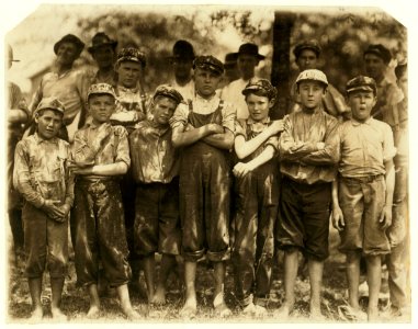Some of the youngsters working in Belton Mfg. Co., Belton S.C. Two of the youngest and J. Henderson, Kelly Street. Percy Morrison, Eugene Simper. LOC nclc.02609